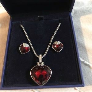 Swarovski red crystal earrings and necklace